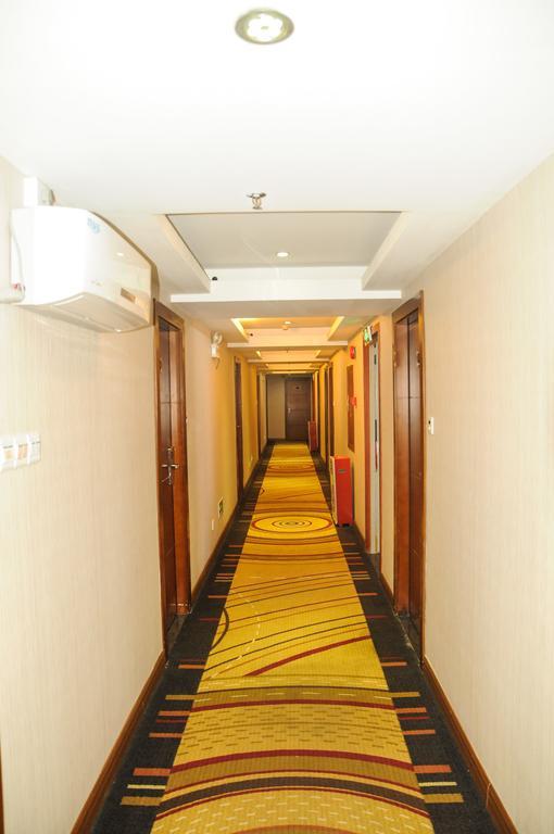 Kaifu Hotel Гуанджоу Екстериор снимка